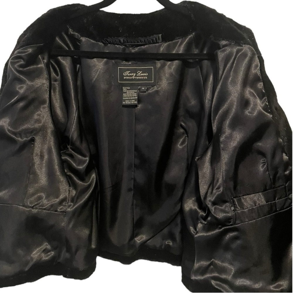 Terry Lewis Classic Luxuries Cropped Faux Fur Black Beaded Jacket Sz M Formal - Picture 5 of 9
